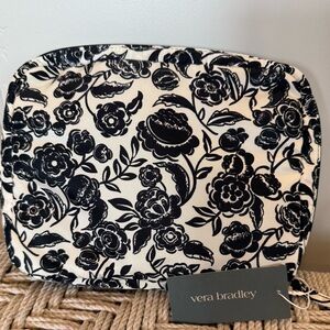 NWT Vera Bradley Cord Organizer Zippered Pouch